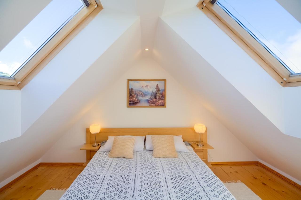 Apartamenty Maja ティリチ エクステリア 写真